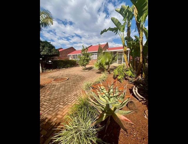 3 BEDROOM TOWNHOUSE FOR SALE IN WONDERBOOM